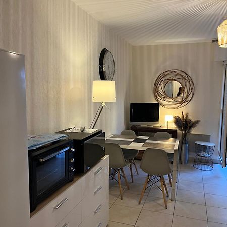 Appartement T2 Avec Terrasse Centre Ville D'Aix En Provence Экс-ан-Прованс Экстерьер фото